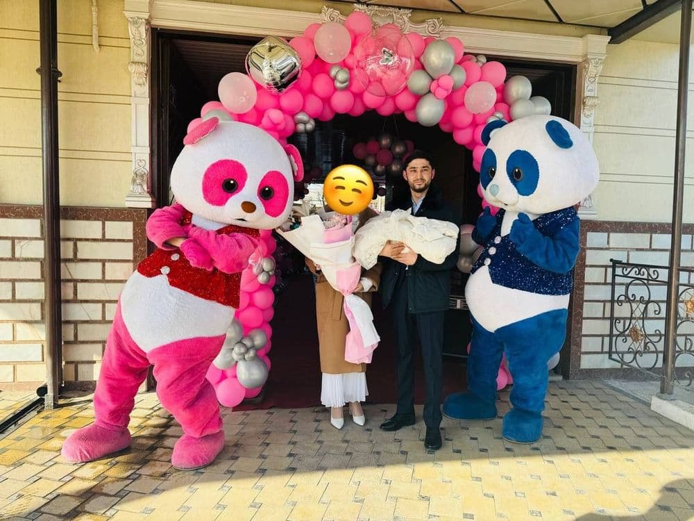 Ayiqlar Animatorlar xizmati Toshkent Teddi shou oformileniya shar — 2