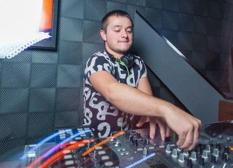 Ведущие и DJ на ваш вечер. — 3