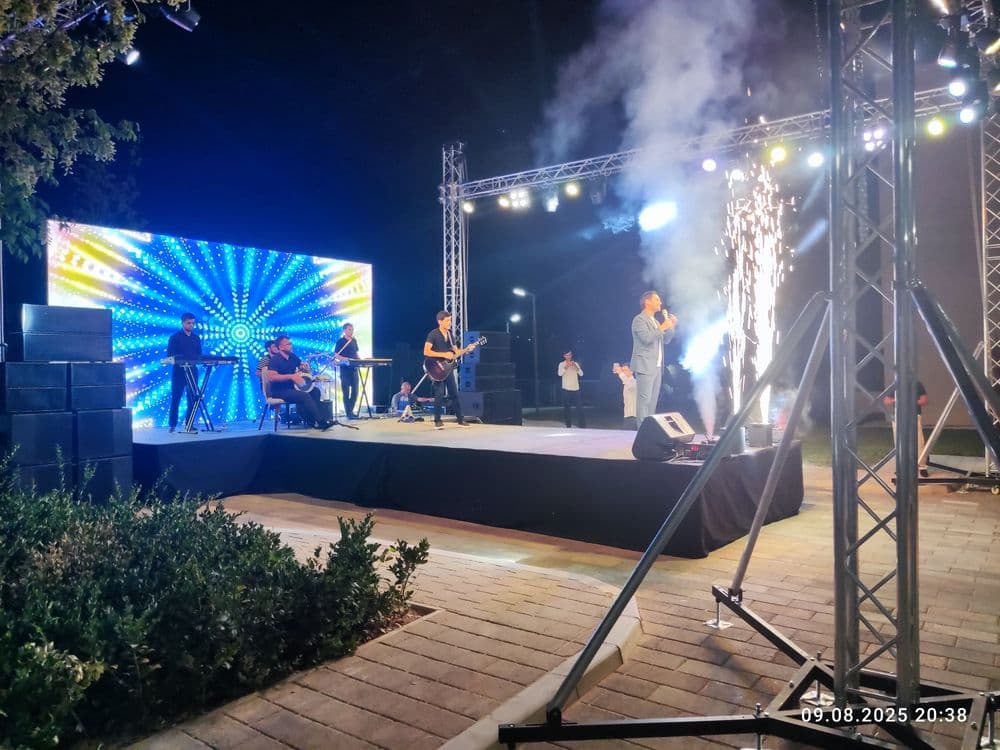 Led ekran arenda — 4