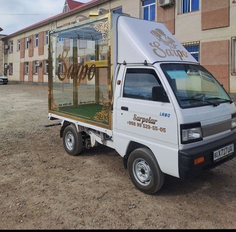 Tuy va marosimlar uchun sarpo moshina xizmati — 1