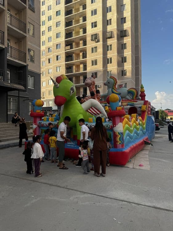 Batut arenda kunlik — 2