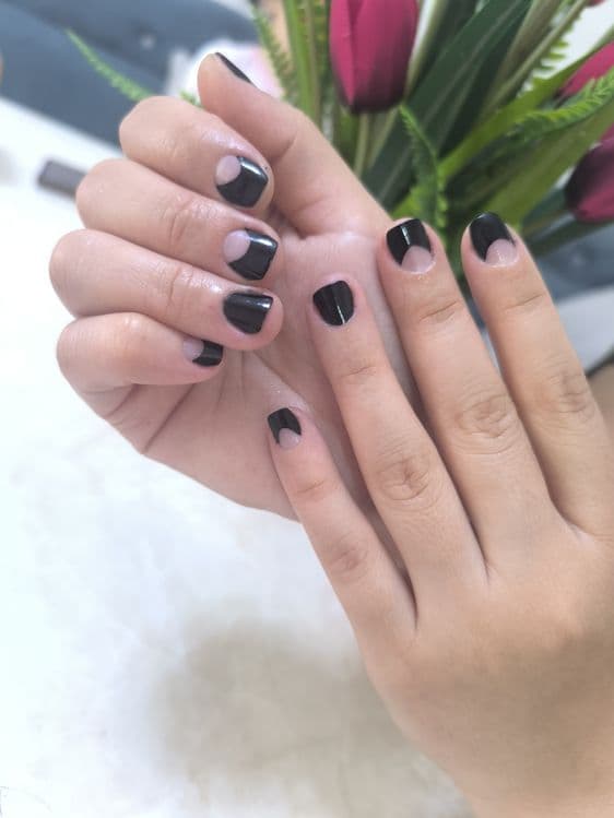 Xina chizish 40.000 , tirnoqqa xina manikyur ,100.000 — 6