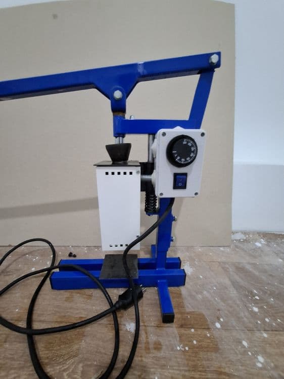 Ruchnoy plastmassa qòyadigan apparat sotiladi — 6