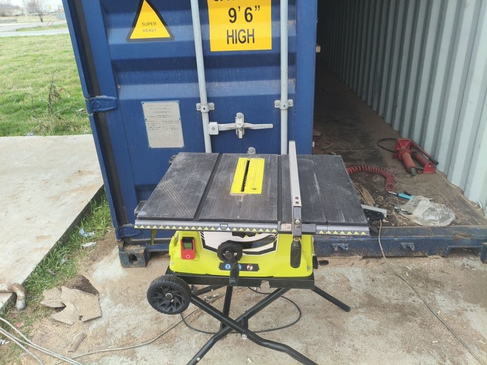 Распиловочный станок Ryobi 1800-EF б/у — 2