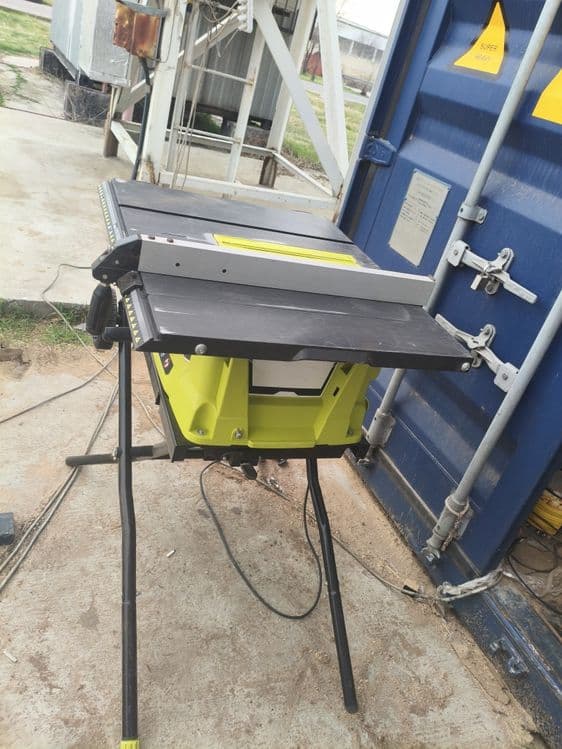 Распиловочный станок Ryobi 1800-EF б/у — 3