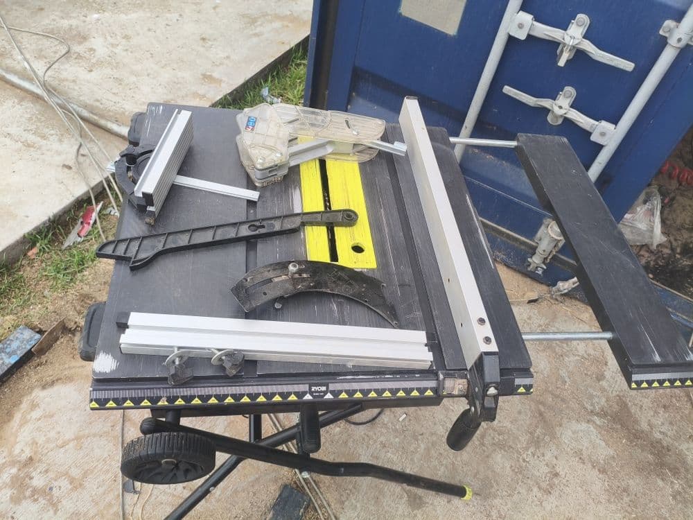 Распиловочный станок Ryobi 1800-EF б/у — 7