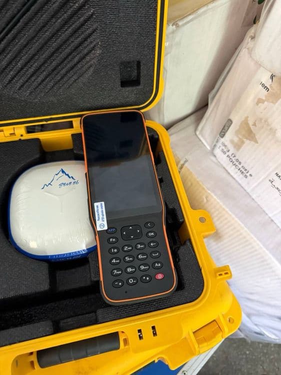 GNSS ROVER  2 та бор — 5