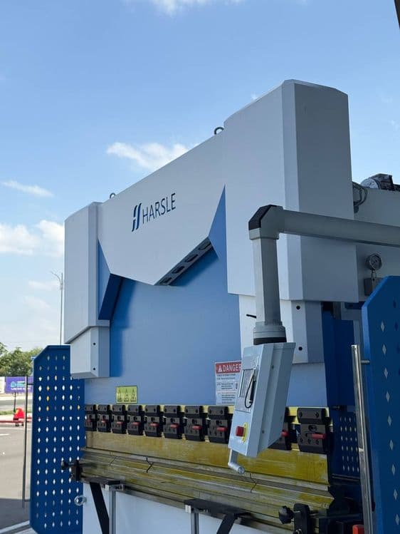 Листогиб Гидравлический ЧПУ Harsle — 1