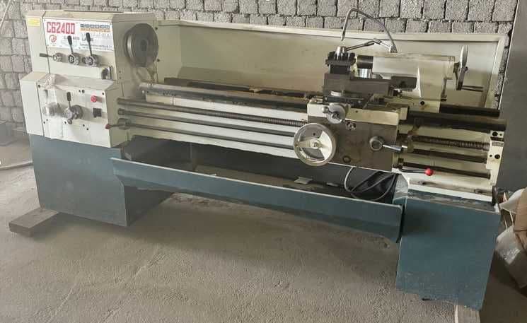 Универсальный токарный станок по металлу Lathe C6240D/1500 — 1