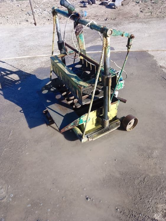 Presovenni bilok aparat sotiladi. Razmer 38 x 18 x 18 . Narxi  12 mln — 1