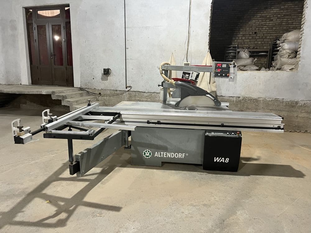 Altendorf WA8 duğpilka stanok germaniskiy — 1
