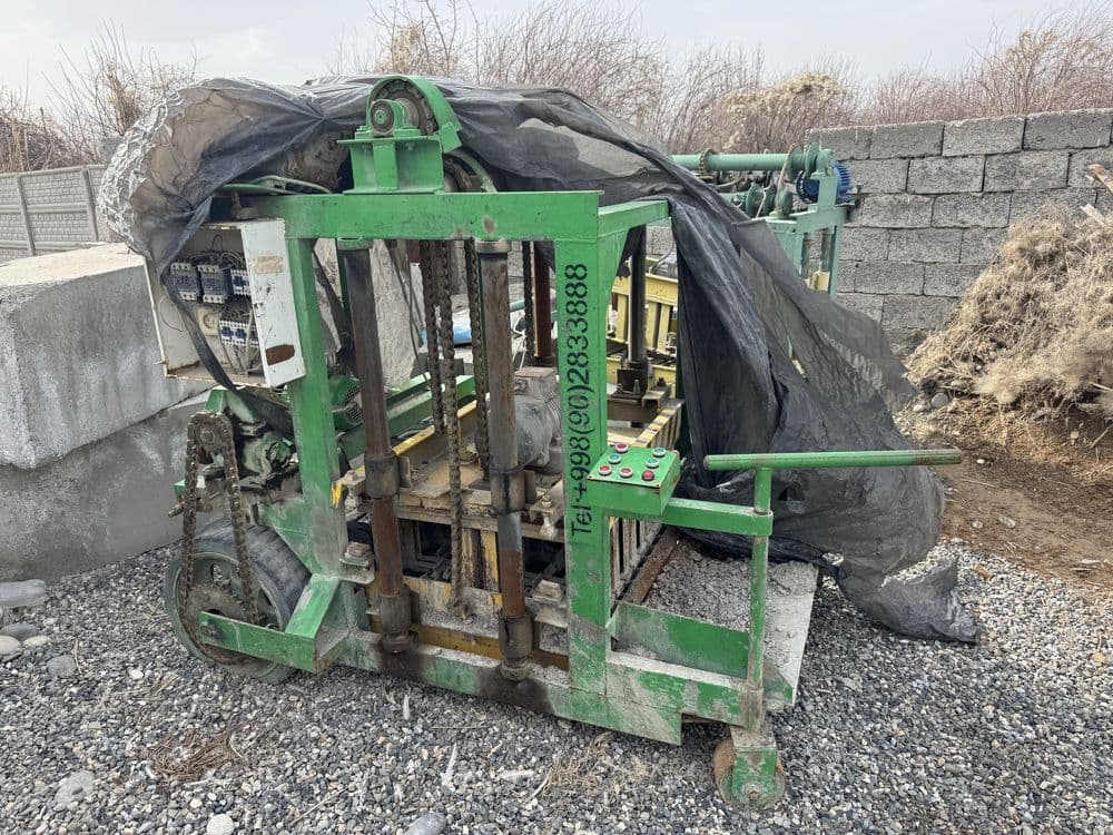 Шлакаблок апарати сотилади — 1