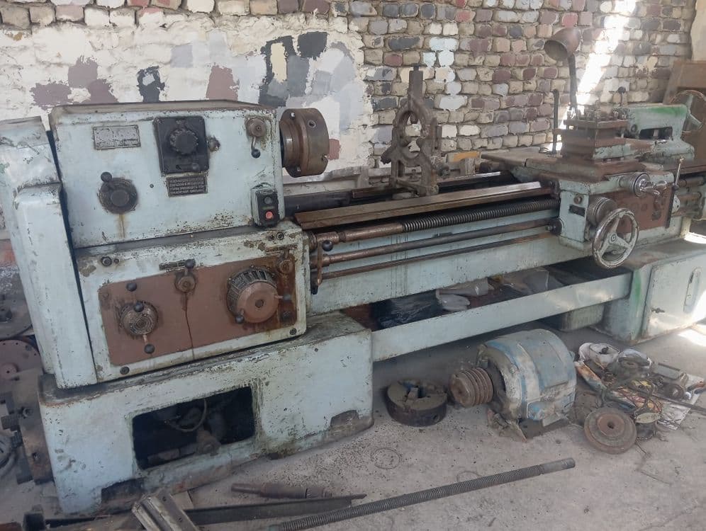 Tokirniy stanok 1A625 — 2