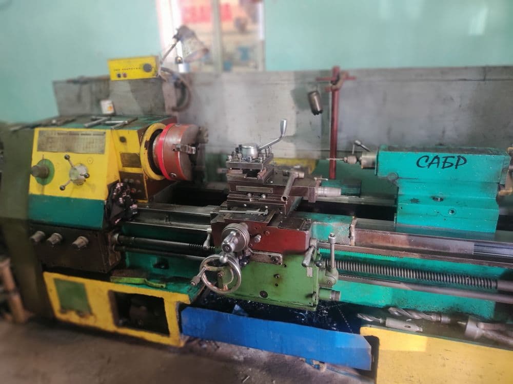 Ft11 tokarniy stanok sotiladi — 2