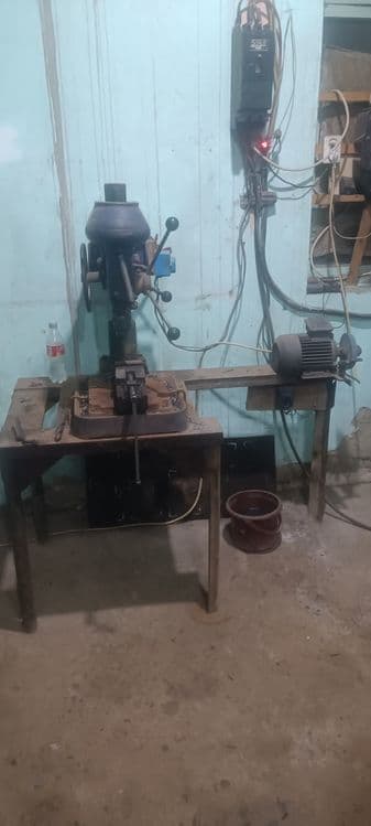 Ft11 tokarniy stanok sotiladi — 4