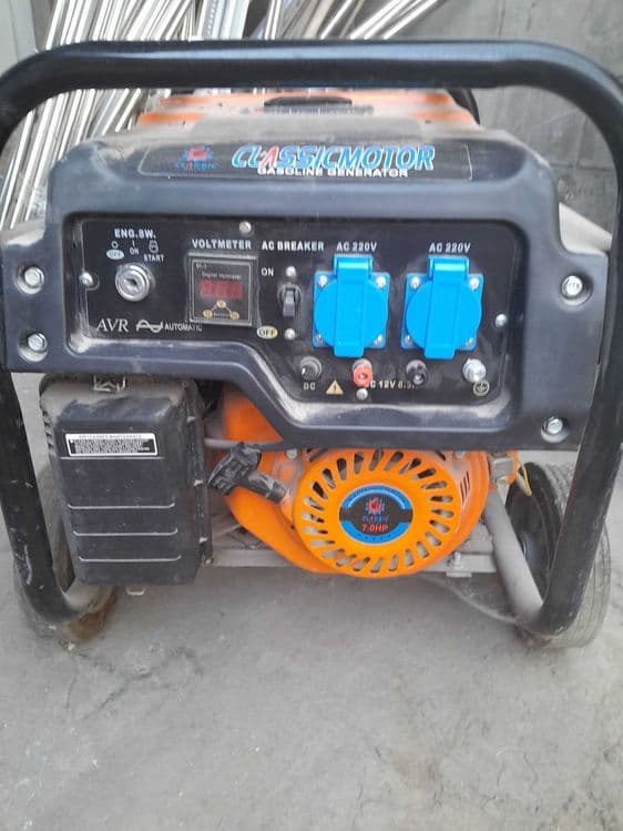 Продается Электрогенератор бензиновый CLASSICMOTOR 3.5KVA-3.0KVA — 1