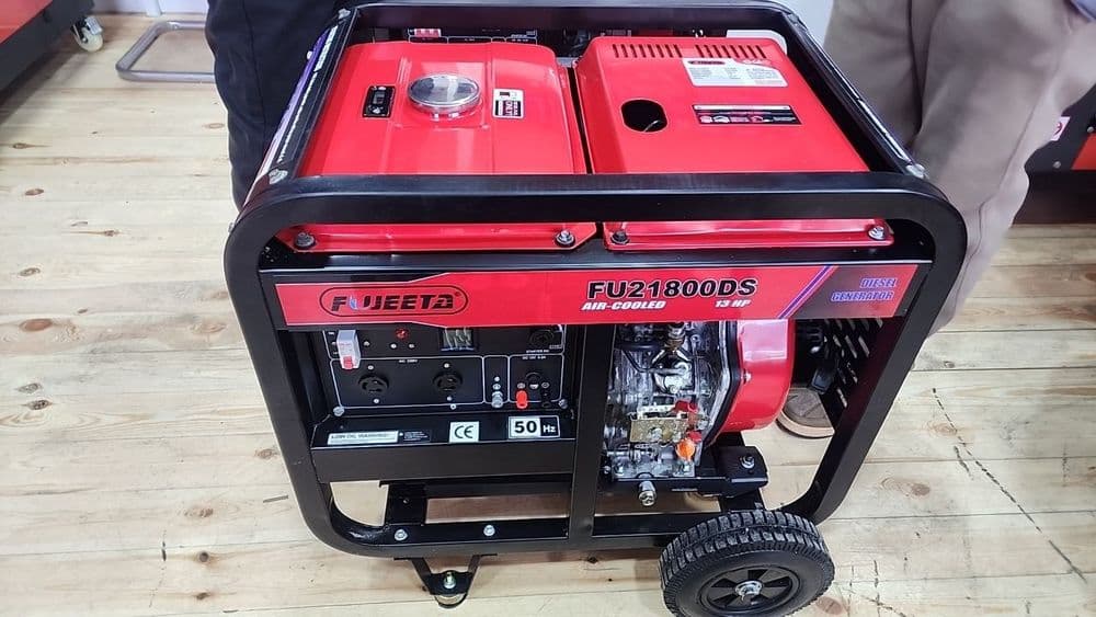 Generator FUJEETA 9 KV — 4