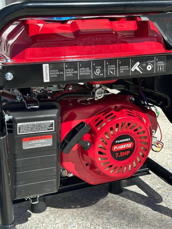 Generator FUJEETA 4,5kva — 6