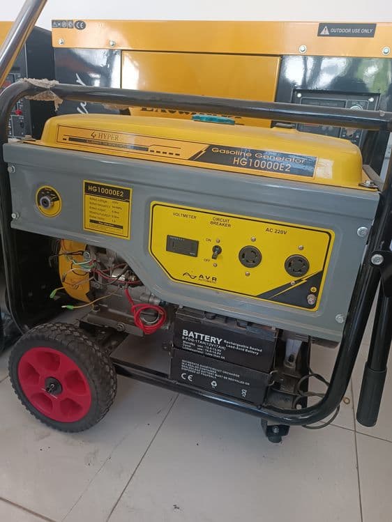 Generator asartimentlari bor. — 2