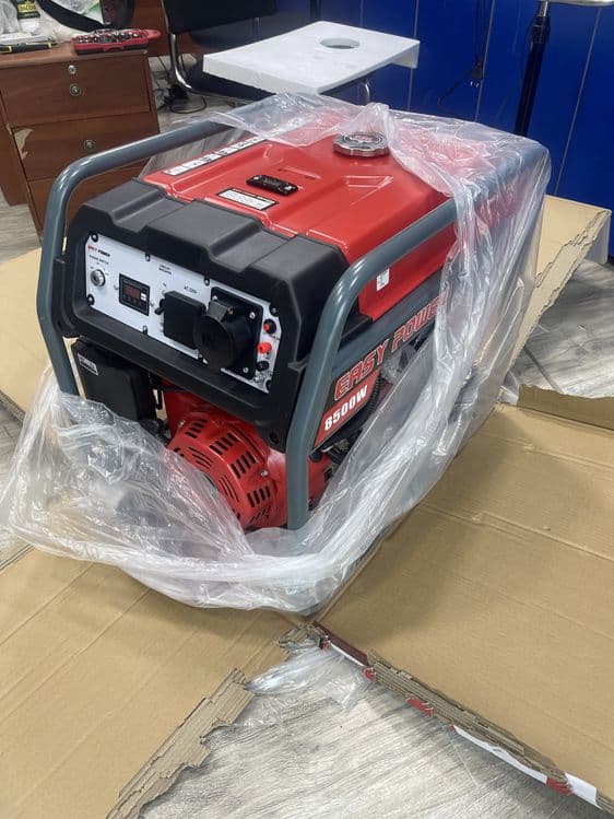 Generator 8.5kv benzin — 3
