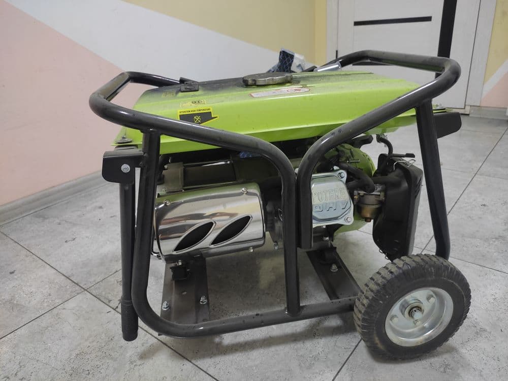 Benzin generator sotiladi / Generator бензиновый POTERE — 3