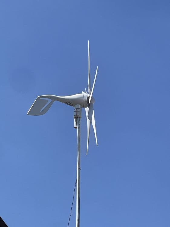 Shamol generatori 400w/12v — 2