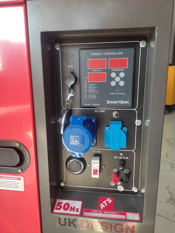 Generator fujeeta 12KWA+AVR 220V — 3