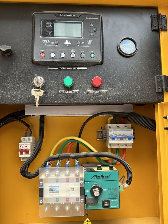 Generator генератор движок 30kw 50kw 70kw 100kw 120kw 150kw 160kw — 3