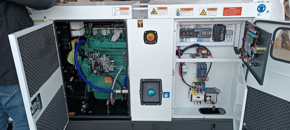Дизельный генератор YIHUA GENSET 550КВT движок, dizelniy generator div — 6