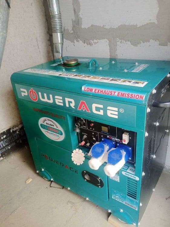9 Kw lik dvijok sotiladi (disel generator) — 2