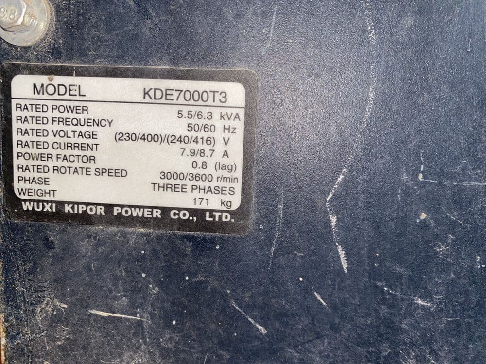 Kipor dizel generator — 2