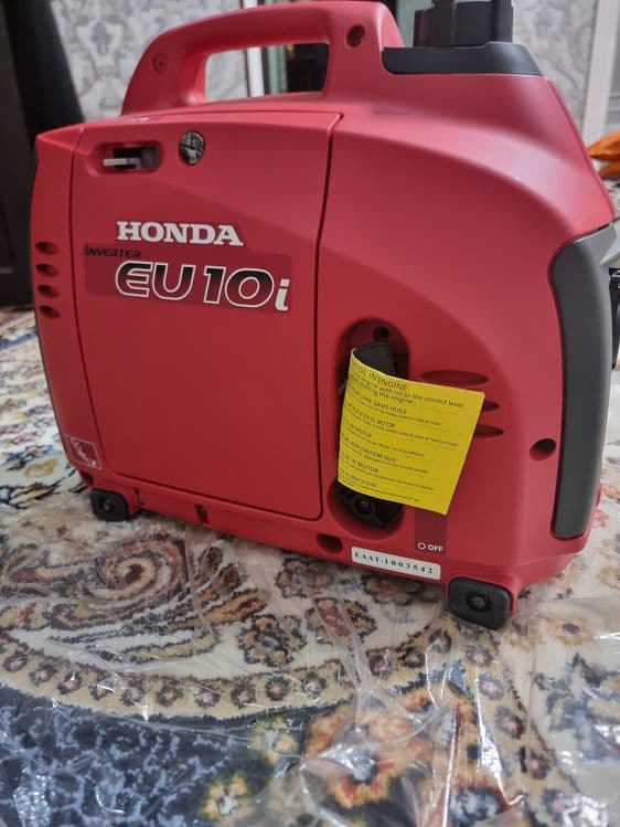 Инверторный генератор Honda EU 10i — 2