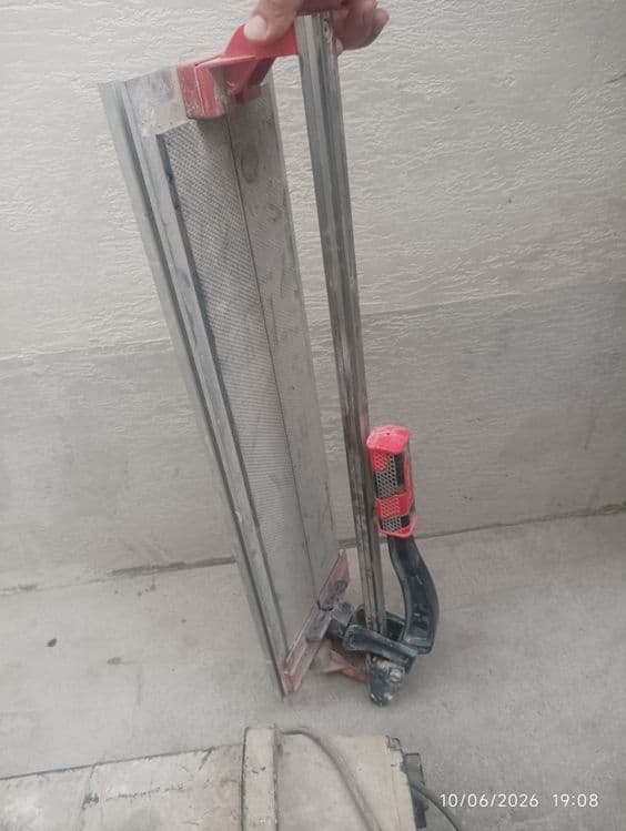 Compressor va kafel kesgich — 2