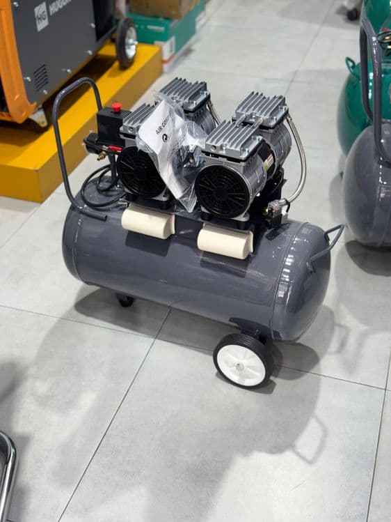 Kompressor | Компрессор W750*2  50 L — 1