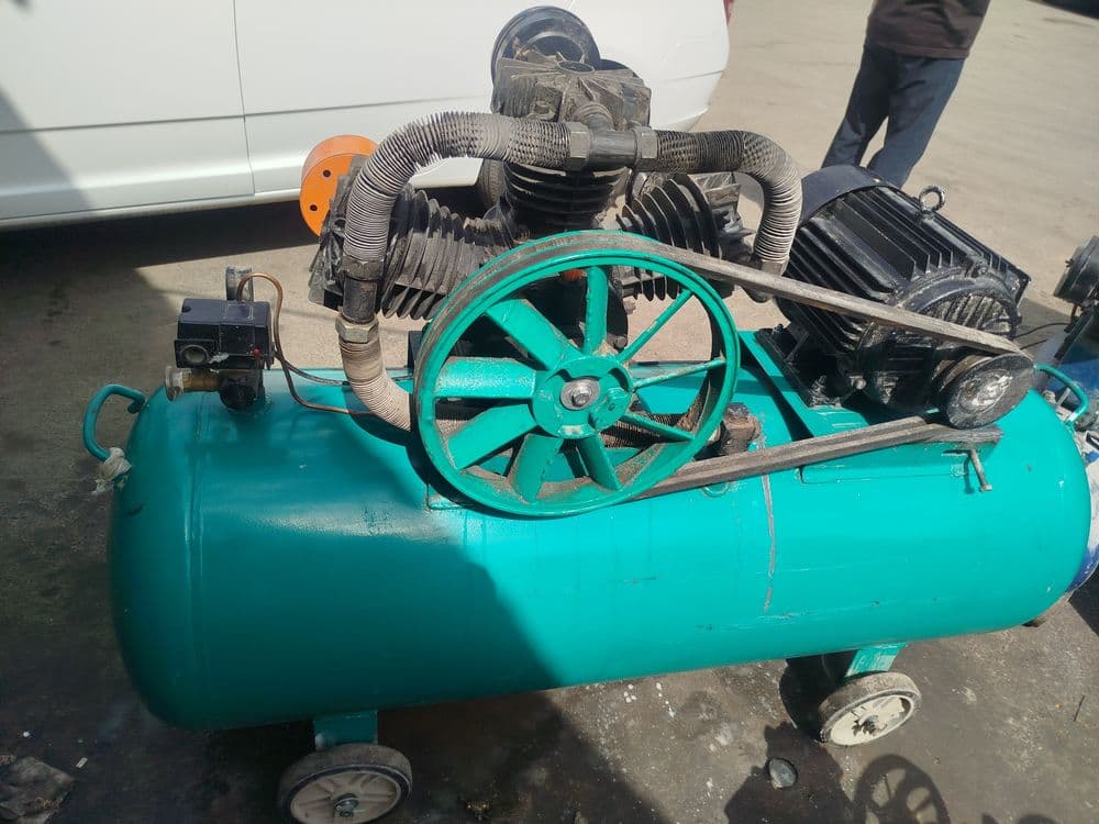 Kampressor sotiladi holati yengidey — 2