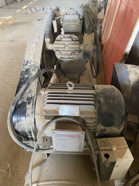 Kompressor sotiladi — 2
