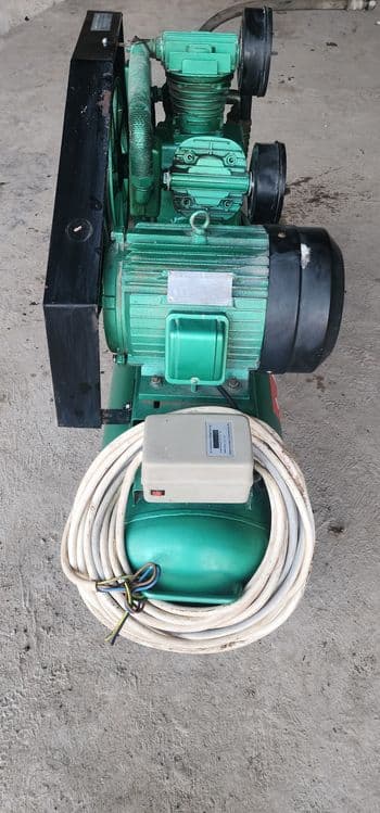 Компрессор 7.5 кв 180л — 1