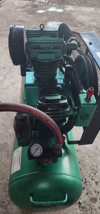 Компрессор 7.5 кв 180л — 3
