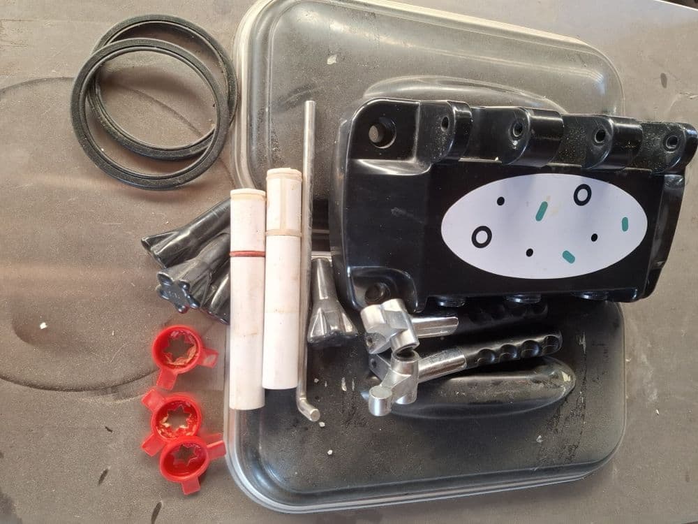 Продается фризер для мороженого Hurakan 220 v — 6