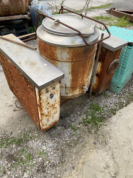 Продам мобильную полевую кухню КП-125 советского производства. — 2