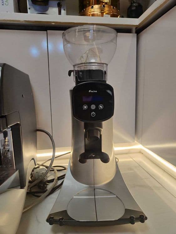 Продаётся профессиональная кофемолка Fracino Luxomatic On Demand — 3