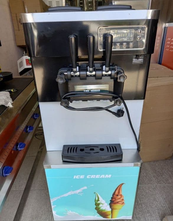 Frezer  Muzqaymoq Aparat 220V  Frezer  yetkazib berish xizmati bepul — 2