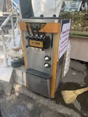 Marojni aparati frezer 220w + morozilnik ishlab turgan biznes sotiladi