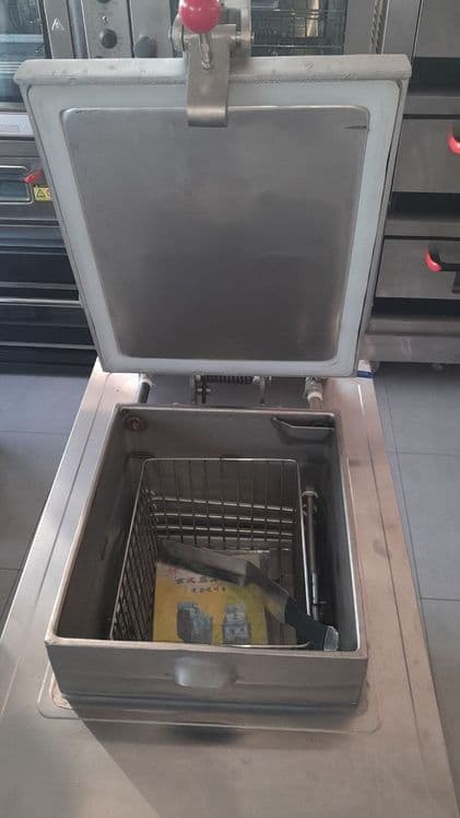KFC kefsi Firy apparatlari. Profession ARGINALI OPTOM narx — 3