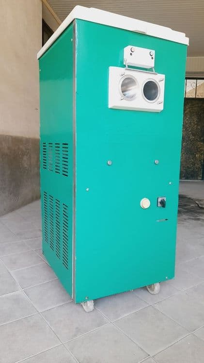 Марожни апарат сотилади Иш зор 380 v ишлиди кимга керак буса алокага ч — 4