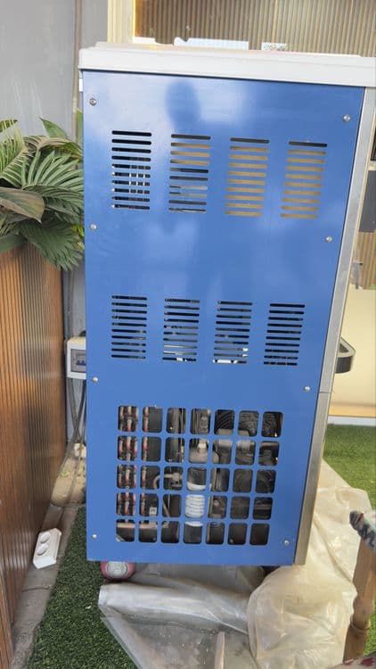 Frezer marojni aparat Frigamatic — 2