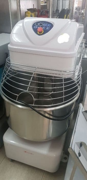 Тестомешателная машина 130L тестомес — 3