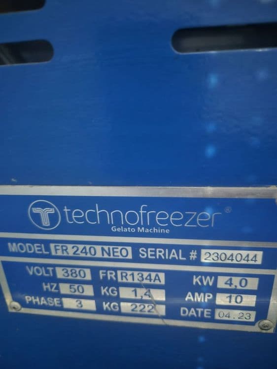 Frezer marojni muzqaymoq aparat  380 volt — 2