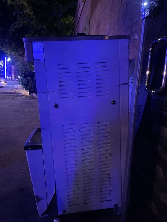Frezer DONPER 220V — 4