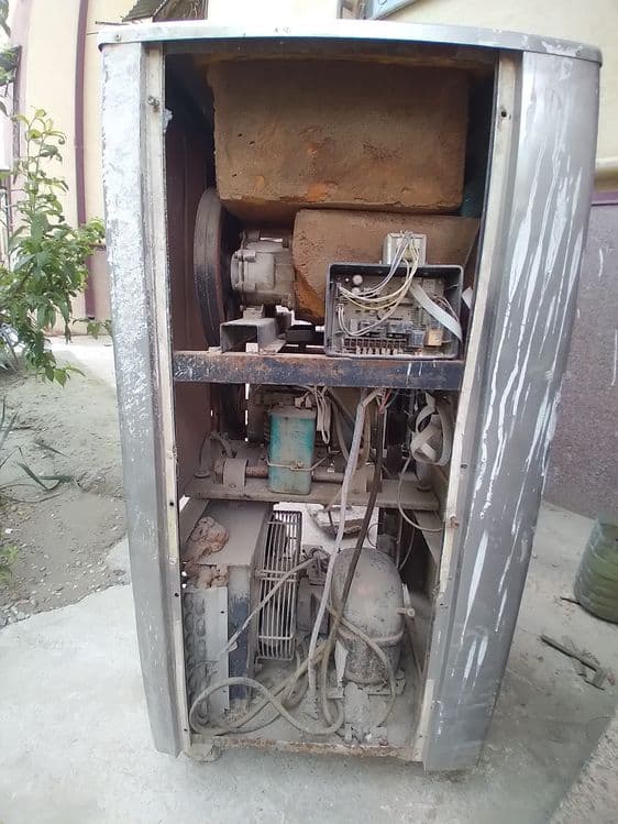 Muzqaymoq apparatlar sotiladi narxi 5 mln — 3